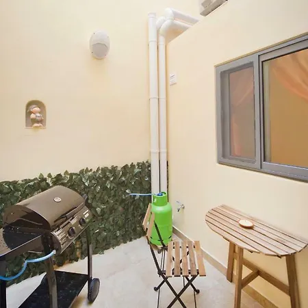 Sliema Duplex 1 Bedroom Apartment - Sleeps 4 Extérieur photo